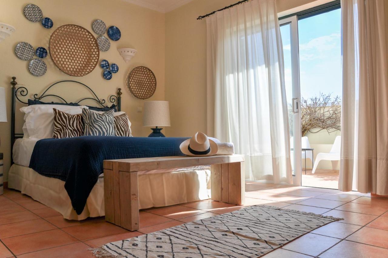 Casa Silwa - Chic 2Br Townhouse Duplex, 5Min To Beach & Pool Ferragudo  Luaran gambar