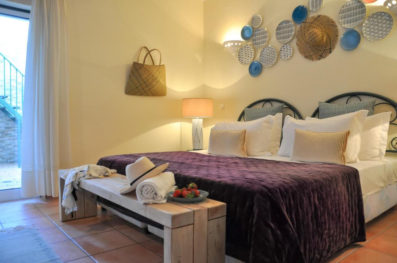 Casa Silwa - Chic 2Br Townhouse Duplex, 5Min To Beach & Pool Ferragudo  Luaran gambar