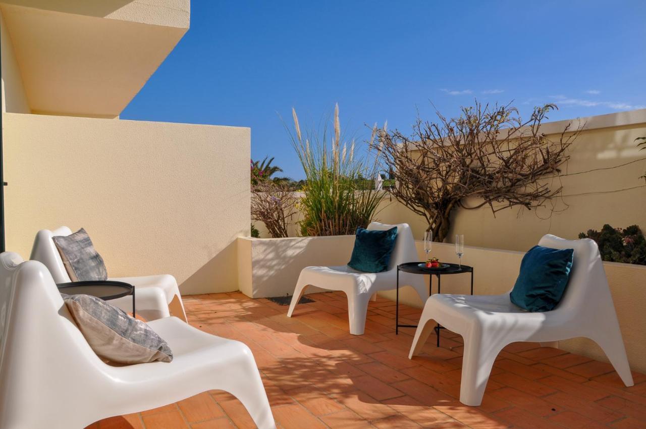 Casa Silwa - Chic 2Br Townhouse Duplex, 5Min To Beach & Pool Ferragudo  Luaran gambar
